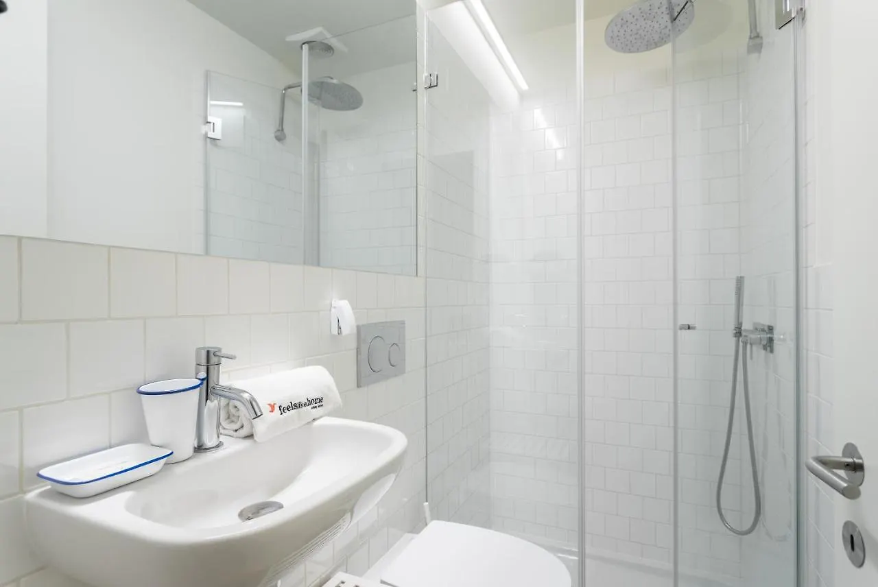 Ferienwohnung FLH Bairro Alto Modern Flats Lissabon