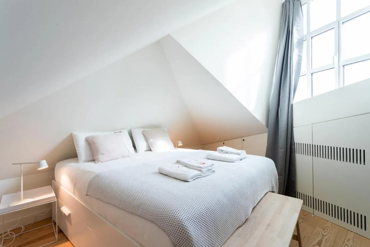 Ferienwohnung FLH Bairro Alto Modern Flats Lissabon